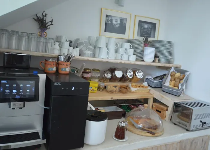 Kathara Bay ファリラキ